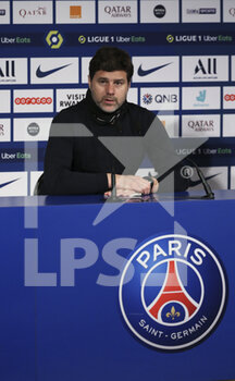 2021-03-15 - Coach of PSG Mauricio Pochettino answers to the media during the post-match press conference following the French championship Ligue 1 football match between Paris Saint-Germain and FC Nantes on March 14, 2021 at Parc des Princes stadium in Paris, France - Photo Jean Catuffe / DPPI - PARIS SAINT-GERMAIN AND FC NANTES POST-MATCH PRESS CONFERENCE - FRENCH LIGUE 1 - SOCCER