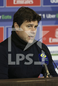 2021-03-21 - Coach of PSG Mauricio Pochettino answers to the media during the post-match press conference following the French championship Ligue 1 football match between Olympique Lyonnais (OL) and Paris Saint-Germain (PSG) on March 21, 2021 at Groupama stadium in Decines-Charpieu near Lyon, France - Photo Jean Catuffe / DPPI - OLYMPIQUE LYONNAIS AND PARIS SAINT-GERMAIN - FRENCH LIGUE 1 - SOCCER