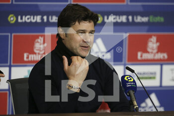 2021-03-21 - Coach of PSG Mauricio Pochettino answers to the media during the post-match press conference following the French championship Ligue 1 football match between Olympique Lyonnais (OL) and Paris Saint-Germain (PSG) on March 21, 2021 at Groupama stadium in Decines-Charpieu near Lyon, France - Photo Jean Catuffe / DPPI - OLYMPIQUE LYONNAIS AND PARIS SAINT-GERMAIN - FRENCH LIGUE 1 - SOCCER