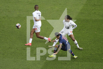 2021-04-03 - Angel Di Maria (PSG) tried to score, Renato SANCHES (Lille OSC), Tiago DJALO (Lille OSC) during the French championship Ligue 1 football match between Paris Saint-Germain and LOSC Lille on April 3, 2021 at Parc des Princes stadium in Paris, France - Photo Stephane Allaman / DPPI - PARIS SAINT-GERMAIN AND LOSC LILLE - FRENCH LIGUE 1 - SOCCER