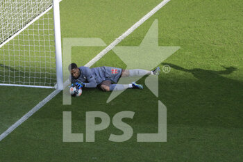 2021-04-03 - Orestis KARNEZIS (Lille OSC) stopped the kick of Angel Di Maria (PSG) during the French championship Ligue 1 football match between Paris Saint-Germain and LOSC Lille on April 3, 2021 at Parc des Princes stadium in Paris, France - Photo Stephane Allaman / DPPI - PARIS SAINT-GERMAIN AND LOSC LILLE - FRENCH LIGUE 1 - SOCCER