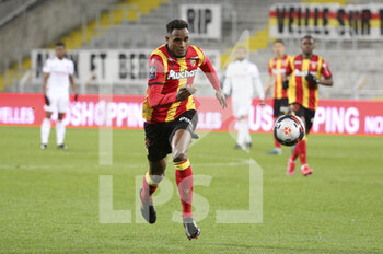 2021-04-03 - Steven Fortes of Lens during the French championship Ligue 1 football match between RC Lens and Olympique Lyonnais (OL, Lyon) on April 3, 2021 at Stade Bollaert-Delelis in Lens, France - Photo Jean Catuffe / DPPI - RC LENS VS OLYMPIQUE LYONNAIS - FRENCH LIGUE 1 - SOCCER