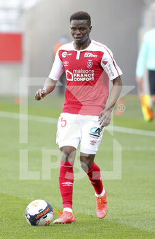 2021-04-04 - Moussa Doumbia of Reims during the French championship Ligue 1 football match between Stade de Reims and Stade Rennais (Rennes) on April 4, 2021 at Stade Auguste Delaune in Reims, France - Photo Jean Catuffe / DPPI - STADE DE REIMS VS STADE RENNAIS (RENNES) - FRENCH LIGUE 1 - SOCCER
