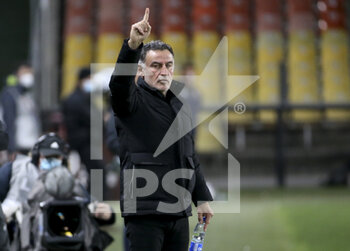 2021-04-09 - Coach of Lille OSC Christophe Galtier during the French championship Ligue 1 football match between FC Metz and Lille OSC (LOSC) on April 9, 2021 at Stade Saint-Symphorien in Metz, France - Photo Jean Catuffe / DPPI - FC METZ VS LILLE OSC (LOSC) - FRENCH LIGUE 1 - SOCCER