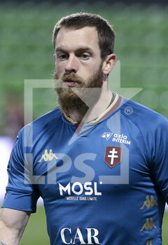 2021-04-09 - Goalkeeper of FC Metz Alexandre Oukidja during the French championship Ligue 1 football match between FC Metz and Lille OSC (LOSC) on April 9, 2021 at Stade Saint-Symphorien in Metz, France - Photo Jean Catuffe / DPPI - FC METZ VS LILLE OSC (LOSC) - FRENCH LIGUE 1 - SOCCER
