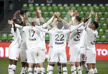2021-04-09 - Players of Lille celebrate the goal of Mehmet Zeki Celik during the French championship Ligue 1 football match between FC Metz and Lille OSC (LOSC) on April 9, 2021 at Stade Saint-Symphorien in Metz, France - Photo Jean Catuffe / DPPI - FC METZ VS LILLE OSC (LOSC) - FRENCH LIGUE 1 - SOCCER
