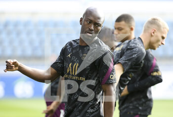 2021-04-10 - Danilo Pereira of PSG warms up before the French championship Ligue 1 football match between RC Strasbourg Alsace (RCSA) and Paris Saint-Germain (PSG) on April 10, 2021 at La Meinau stadium in Strasbourg, France - Photo Jean Catuffe / DPPI - RC STRASBOURG AND PARIS SAINT-GERMAIN - FRENCH LIGUE 1 - SOCCER