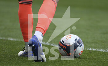 2021-04-10 - Illustration of uhlsport matchball during the French championship Ligue 1 football match between RC Strasbourg Alsace (RCSA) and Paris Saint-Germain (PSG) on April 10, 2021 at La Meinau stadium in Strasbourg, France - Photo Jean Catuffe / DPPI - RC STRASBOURG AND PARIS SAINT-GERMAIN - FRENCH LIGUE 1 - SOCCER