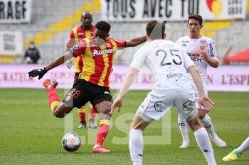 2021-04-11 - Shoot Doucoure 28 RC Lens during the French championship Ligue 1 football match between RC Lens and FC Lorient on April 11, 2021 at Bollaert-Delelis stadium in Lens, France - Photo Laurent Sanson / LS Medianord / DPPI - RC LENS VS FC LORIENT - FRENCH LIGUE 1 - SOCCER