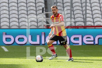 2021-04-11 - Jonathan GRADIT 24 RC Lens during the French championship Ligue 1 football match between RC Lens and FC Lorient on April 11, 2021 at Bollaert-Delelis stadium in Lens, France - Photo Laurent Sanson / LS Medianord / DPPI - RC LENS VS FC LORIENT - FRENCH LIGUE 1 - SOCCER