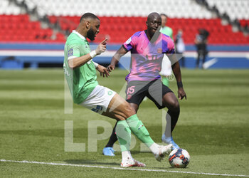 2021-04-18 - Harold Moukoudi of Saint-Etienne, Danilo Pereira of PSG during the French championship Ligue 1 football match between Paris Saint-Germain (PSG) and AS Saint-Etienne (ASSE) on April 18, 2021 at Parc des Princes stadium in Paris, France - Photo Jean Catuffe / DPPI - PARIS SAINT-GERMAIN (PSG) VS AS SAINT-ETIENNE (ASSE) - FRENCH LIGUE 1 - SOCCER