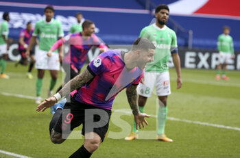2021-04-18 - Mauro Icardi of PSG celebrates his winning goal at the last minute during the French championship Ligue 1 football match between Paris Saint-Germain (PSG) and AS Saint-Etienne (ASSE) on April 18, 2021 at Parc des Princes stadium in Paris, France - Photo Jean Catuffe / DPPI - PARIS SAINT-GERMAIN (PSG) VS AS SAINT-ETIENNE (ASSE) - FRENCH LIGUE 1 - SOCCER