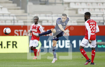 2021-04-23 - Florian Thauvin of OM during the French championship Ligue 1 football match between Stade de Reims and Olympique de Marseille on April 23, 2021 at Auguste Delaune stadium in Reims, France - Photo Loic Baratoux / DPPI - STADE DE REIMS VS OLYMPIQUE DE MARSEILLE (OM) - FRENCH LIGUE 1 - SOCCER
