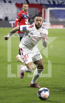2021-04-25 - Memphis Depay of Lyon during the French championship Ligue 1 football match between Olympique Lyonnais (OL) and Lille OSC (LOSC) on April 25, 2021 at Groupama Stadium in Decines near Lyon, France - Photo Jean Catuffe / DPPI - OLYMPIQUE LYONNAIS (OL) VS LILLE OSC (LOSC) - FRENCH LIGUE 1 - SOCCER
