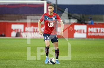 2021-05-01 - Sven Botman of Lille during the French championship Ligue 1 football match between Lille OSC (LOSC) and OGC Nice (OGCN) on May 1, 2021 at Stade Pierre Mauroy in Villeneuve-d'Ascq near Lille, France - Photo Jean Catuffe / DPPI - LILLE OSC (LOSC) VS OGC NICE (OGCN) - FRENCH LIGUE 1 - SOCCER