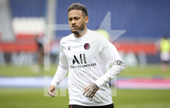 2021-05-01 - Neymar Jr of PSG warms up before the French championship Ligue 1 football match between Paris Saint-Germain (PSG) and RC Lens on May 1, 2021 at Parc des Princes stadium in Paris, France - Photo Jean Catuffe / DPPI - PARIS SAINT-GERMAIN (PSG) VS RC LENS - FRENCH LIGUE 1 - SOCCER
