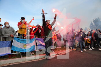 2021-05-07 - Supporters RC Lens during the French championship Ligue 1 football match between RC Lens and LOSC on May 7, 2021 at Bollaert-Delelis stadium in Lens, France - Photo Laurent Sanson / LS Medianord / DPPI - RC LENS VS LOSC - FRENCH LIGUE 1 - SOCCER