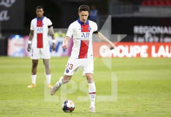 2021-05-09 - Julian Draxler of PSG during the French championship Ligue 1 football match between Stade Rennais and Paris Saint-Germain on May 9, 2021 at Roazhon Park in Rennes, France - Photo Jean Catuffe / DPPI - STADE RENNAIS VS PARIS SAINT-GERMAIN (PSG) - FRENCH LIGUE 1 - SOCCER