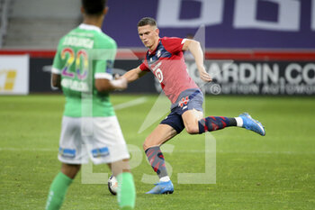 2021-05-16 - Sven Botman of Lille during the French championship Ligue 1 football match between Lille OSC (LOSC) and AS Saint-Etienne (ASSE) on May 16, 2021 at Stade Pierre Mauroy in Villeneuve-d'Ascq near Lille, France - Photo Jean Catuffe / DPPI - LILLE OSC (LOSC) VS AS SAINT-ETIENNE (ASSE) - FRENCH LIGUE 1 - SOCCER