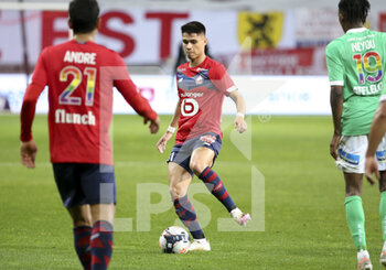 2021-05-16 - Luiz Araujo of Lille during the French championship Ligue 1 football match between Lille OSC (LOSC) and AS Saint-Etienne (ASSE) on May 16, 2021 at Stade Pierre Mauroy in Villeneuve-d'Ascq near Lille, France - Photo Jean Catuffe / DPPI - LOSC LILLE VS AS SAINT-ETIENNE - FRENCH LIGUE 1 - SOCCER