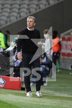 2021-05-16 - Claude PUEL coach Saint-Etienne during the French championship Ligue 1 football match between LOSC Lille and AS Saint-Etienne on May 16, 2021 at Pierre Mauroy stadium in Villeneuve-d'Ascq near Lille, France - Photo Laurent Sanson / LS Medianord / DPPI - LOSC LILLE VS AS SAINT-ETIENNE - FRENCH LIGUE 1 - SOCCER