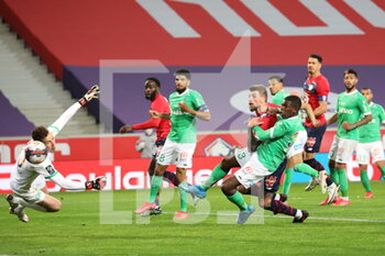 2021-05-16 - Action XEKA 8 LOSC and goalkeeper GREEN 40 ASSE during the French championship Ligue 1 football match between LOSC Lille and AS Saint-Etienne on May 16, 2021 at Pierre Mauroy stadium in Villeneuve-d'Ascq near Lille, France - Photo Laurent Sanson / LS Medianord / DPPI - LOSC LILLE VS AS SAINT-ETIENNE - FRENCH LIGUE 1 - SOCCER