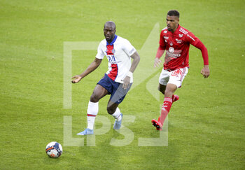 2021-05-23 - Danilo Pereira of PSG Steve Mounie of Brest during the French championship Ligue 1 football match between Stade Brestois 29 and Paris Saint-Germain (PSG) on May 23, 2021 at Stade Francis Le Ble in Brest, France - Photo Jean Catuffe / DPPI - STADE BRESTOIS 29 VS PARIS SAINT-GERMAIN (PSG) - FRENCH LIGUE 1 - SOCCER