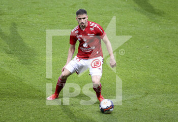 2021-05-23 - Romain Perraud of Brest during the French championship Ligue 1 football match between Stade Brestois 29 and Paris Saint-Germain (PSG) on May 23, 2021 at Stade Francis Le Ble in Brest, France - Photo Jean Catuffe / DPPI - STADE BRESTOIS 29 VS PARIS SAINT-GERMAIN (PSG) - FRENCH LIGUE 1 - SOCCER