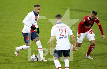 2021-05-23 - Neymar Jr of PSG, Haris Belkebla of Brest during the French championship Ligue 1 football match between Stade Brestois 29 and Paris Saint-Germain (PSG) on May 23, 2021 at Stade Francis Le Ble in Brest, France - Photo Jean Catuffe / DPPI - STADE BRESTOIS 29 VS PARIS SAINT-GERMAIN (PSG) - FRENCH LIGUE 1 - SOCCER