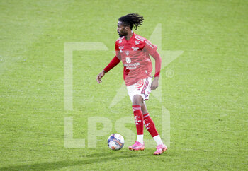 2021-05-23 - Jean-Kevin Duverne of Brest during the French championship Ligue 1 football match between Stade Brestois 29 and Paris Saint-Germain (PSG) on May 23, 2021 at Stade Francis Le Ble in Brest, France - Photo Jean Catuffe / DPPI - STADE BRESTOIS 29 VS PARIS SAINT-GERMAIN (PSG) - FRENCH LIGUE 1 - SOCCER