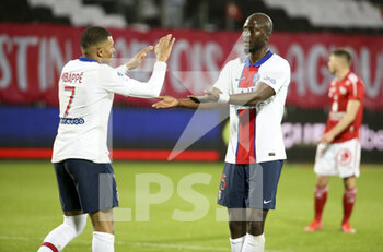 2021-05-23 - Kylian Mbappe of PSG celebrates his goal with Danilo Pereira of PSG during the French championship Ligue 1 football match between Stade Brestois 29 and Paris Saint-Germain (PSG) on May 23, 2021 at Stade Francis Le Ble in Brest, France - Photo Jean Catuffe / DPPI - STADE BRESTOIS 29 VS PARIS SAINT-GERMAIN (PSG) - FRENCH LIGUE 1 - SOCCER