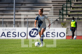 2020-10-10 - Thea Greboval of Paris FC controls the ball during the Women's French championship D1 Arkema football match between Paris FC and GPSO 92 Issy on October 10, 2020 at Robert Bobin stadium in Bondoufle, France - Photo Melanie Laurent / A2M Sport Consulting / DPPI - PARIS FC VS GPSO 92 ISSY - FRENCH WOMEN DIVISION 1 - SOCCER