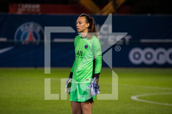 2020-10-10 - Christiane Endler of Paris Saint Germain reacts during the Women's French championship D1 Arkema football match between Paris Saint-Germain and Montpellier HSC on October 10, 2020 at Georges Lef.vre stadium in Saint-Germain-en-Laye, France - Photo Melanie Laurent / A2M Sport Consulting / DPPI - PARIS SAINT-GERMAIN VS MONTPELLIER HSC - FRENCH WOMEN DIVISION 1 - SOCCER