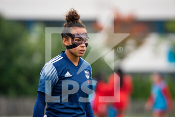 2020-10-17 - Ines Jaurena of FC Girondins de Bordeaux ahead of the Women's French championship D1 Arkema football match between GPSO 92 Issy and Girondins de Bordeaux on October 17, 2020 at Stade Le Gallo in Boulogne Billancourt, France - Photo Antoine Massinon / A2M Sport Consulting / DPPI - GPSO 92 ISSY VS GIRONDINS DE BORDEAUX - FRENCH WOMEN DIVISION 1 - SOCCER