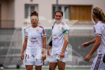2020-10-17 - Ella Palis of FC Girondins de Bordeaux and Vanessa Gilles of FC Girondins de Bordeaux during the Women's French championship D1 Arkema football match between GPSO 92 Issy and Girondins de Bordeaux on October 17, 2020 at Stade Le Gallo in Boulogne Billancourt, France - Photo Melanie Laurent / A2M Sport Consulting / DPPI - GPSO 92 ISSY VS GIRONDINS DE BORDEAUX - FRENCH WOMEN DIVISION 1 - SOCCER
