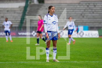 2020-10-31 - Kessya Bussy of Stade de Reims reacts during the Women's French championship D1 Arkema football match between Paris FC and Stade de Reims on October 31, 2020 at Robert Bobin stadium in Bondoufle, France - Photo Antoine Massinon / A2M Sport Consulting / DPPI - PARIS FC VS STADE DE REIMS - FRENCH WOMEN DIVISION 1 - SOCCER