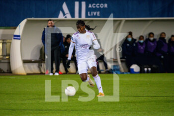 2021-01-15 - Khadija Shaw of FC Girondins de Bordeaux controls the ball during the Women's French championship D1 Arkema football match between Paris Saint-Germain and Girondins de Bordeaux on January 15, 2021 at Georges Lefevre stadium in Saint-Germain-en-Laye, France - Photo Antoine Massinon / A2M Sport Consulting / DPPI - PARIS SAINT-GERMAIN VS GIRONDINS DE BORDEAUX - FRENCH WOMEN DIVISION 1 - SOCCER