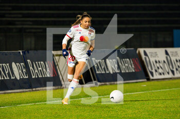 2021-01-22 - Delphine Cascarino of Olympique Lyonnais controls the ball during the Women's French championship D1 Arkema football match between Paris FC and Olympique Lyonnais on January 22, 2021 at Robert Bobin stadium in Bondoufle, France - Photo Antoine Massinon / A2M Sport Consulting / DPPI - PARIS FC AND OLYMPIQUE LYONNAIS - FRENCH WOMEN DIVISION 1 - SOCCER