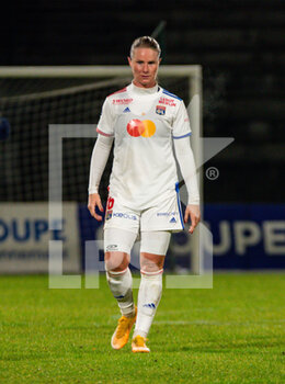 2021-01-22 - Amandine Henry of Olympique Lyonnais reacts during the Women's French championship D1 Arkema football match between Paris FC and Olympique Lyonnais on January 22, 2021 at Robert Bobin stadium in Bondoufle, France - Photo Antoine Massinon / A2M Sport Consulting / DPPI - PARIS FC AND OLYMPIQUE LYONNAIS - FRENCH WOMEN DIVISION 1 - SOCCER