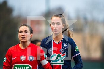 2021-01-30 - Lea Le Garrec of FC Fleury and Jordyn Huitema of Paris Saint Germain during the Women's French Cup, round of 32 football match between FC Fleury 91 and Paris Saint-Germain on January 30, 2021 at Walter Felder stadium in Fleury-Merogis, France - Photo Antoine Massinon / A2M Sport Consulting / DPPI - FC FLEURY 91 AND PARIS SAINT-GERMAIN - FRENCH WOMEN DIVISION 1 - SOCCER