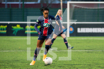 2021-01-30 - Marie Antoinette Katoto of Paris Saint Germain controls the ball during the Women's French Cup, round of 32 football match between FC Fleury 91 and Paris Saint-Germain on January 30, 2021 at Walter Felder stadium in Fleury-Merogis, France - Photo Antoine Massinon / A2M Sport Consulting / DPPI - FC FLEURY 91 AND PARIS SAINT-GERMAIN - FRENCH WOMEN DIVISION 1 - SOCCER