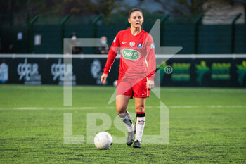 2021-01-30 - Jenna Dear of FC Fleury controls the ball during the Women's French Cup, round of 32 football match between FC Fleury 91 and Paris Saint-Germain on January 30, 2021 at Walter Felder stadium in Fleury-Merogis, France - Photo Antoine Massinon / A2M Sport Consulting / DPPI - FC FLEURY 91 AND PARIS SAINT-GERMAIN - FRENCH WOMEN DIVISION 1 - SOCCER