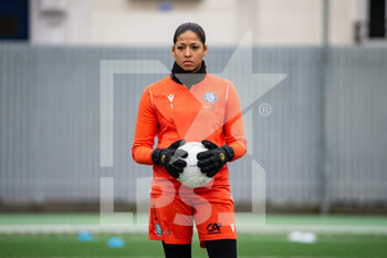2021-02-06 - Mickaela Bottega of ASJ Soyaux warms up ahead of the Women's French championship, D1 Arkema football match between GPSO 92 Issy and ASJ Soyaux Charente on February 6, 2021 at Le Gallo stadium in Boulogne-Billancourt, France - Photo Melanie Laurent / A2M Sport Consulting / DPPI - GPSO 92 ISSY AND ASJ SOYAUX CHARENTE - FRENCH WOMEN DIVISION 1 - SOCCER