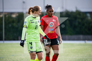 2021-02-13 - Lena Goetsch of Dijon FCO and Roselord Borgella of GPSO 92 Issy during the Women's French championship, D1 Arkema football match between GPSO 92 Issy and Dijon FCO on february 13, 2021 at Le Gallo stadium in Boulogne-Billancourt, France - Photo Antoine Massinon / A2M Sport Consulting / DPPI - GPSO 92 ISSY AND DIJON FCO - FRENCH WOMEN DIVISION 1 - SOCCER