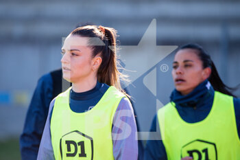 2021-03-06 - Melike Pekel of Le Havre AC warms up ahead of the Women's French championship D 1 Arkema football match between FC Fleury 91 and Le Havre AC on March 6, 2021 at Robert Bobin stadium in Bondoufle, France - Photo Antoine Massinon / A2M Sport Consulting / DPPI - FC FLEURY 91 AND LE HAVRE AC - FRENCH WOMEN DIVISION 1 - SOCCER