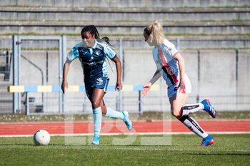 2021-03-06 - Hawa Sangare of Le Havre AC and Cecilie Sandvej of FC Fleury fight for the ball during the Women's French championship D 1 Arkema football match between FC Fleury 91 and Le Havre AC on March 6, 2021 at Robert Bobin stadium in Bondoufle, France - Photo Antoine Massinon / A2M Sport Consulting / DPPI - FC FLEURY 91 AND LE HAVRE AC - FRENCH WOMEN DIVISION 1 - SOCCER