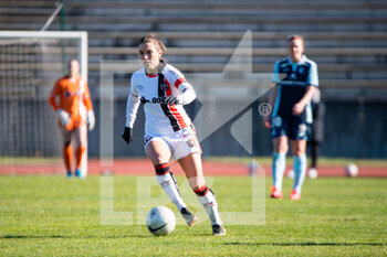 2021-03-06 - Lea Le Garrec of FC Fleury controls the ball during the Women's French championship D 1 Arkema football match between FC Fleury 91 and Le Havre AC on March 6, 2021 at Robert Bobin stadium in Bondoufle, France - Photo Antoine Massinon / A2M Sport Consulting / DPPI - FC FLEURY 91 AND LE HAVRE AC - FRENCH WOMEN DIVISION 1 - SOCCER