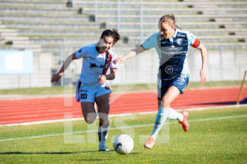 2021-03-06 - Charlotte Fernandes of FC Fleury and Anna Bjork Kristjansdottir of Le Havre AC fight for the ball during the Women's French championship D 1 Arkema football match between FC Fleury 91 and Le Havre AC on March 6, 2021 at Robert Bobin stadium in Bondoufle, France - Photo Antoine Massinon / A2M Sport Consulting / DPPI - FC FLEURY 91 AND LE HAVRE AC - FRENCH WOMEN DIVISION 1 - SOCCER