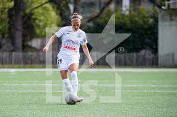 2021-04-17 - Leonie Pankratz of Montpellier Herault Sport Club controls the ball during the Women's French championship D1 Arkema football match between GPSO 92 Issy and Montpellier HSC on April 17, 2021 at Le Gallo stadium in Boulogne-Billancourt, France - Photo Melanie Laurent / A2M Sport Consulting / DPPI - GPSO 92 ISSY VS MONTPELLIER HSC - FRENCH WOMEN DIVISION 1 - SOCCER