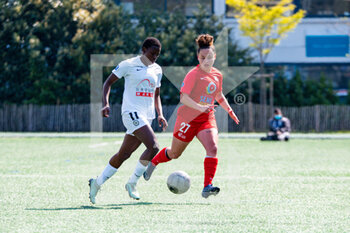 2021-04-17 - Nerilia Mondesir of Montpellier Herault Sport Club and Laurine Pinot of GPSO 92 Issy fight for the ball during the Women's French championship D1 Arkema football match between GPSO 92 Issy and Montpellier HSC on April 17, 2021 at Le Gallo stadium in Boulogne-Billancourt, France - Photo Melanie Laurent / A2M Sport Consulting / DPPI - GPSO 92 ISSY VS MONTPELLIER HSC - FRENCH WOMEN DIVISION 1 - SOCCER
